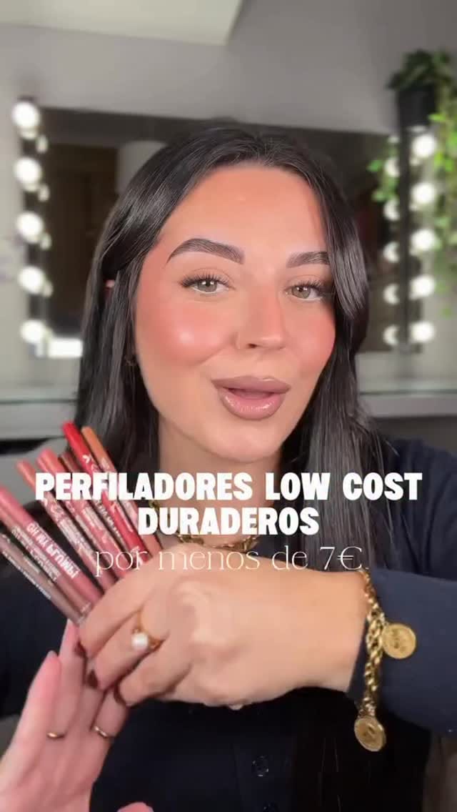 Post 8 by Rimmel London España on Instagram (video)