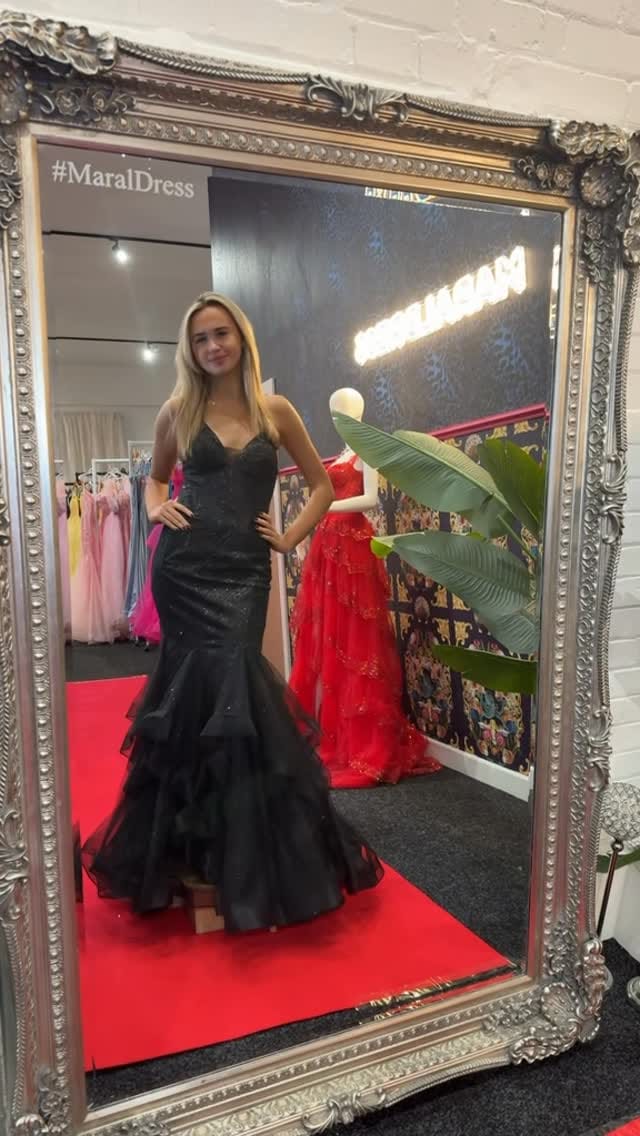 Post 4 by MaralDress on Instagram (video)
