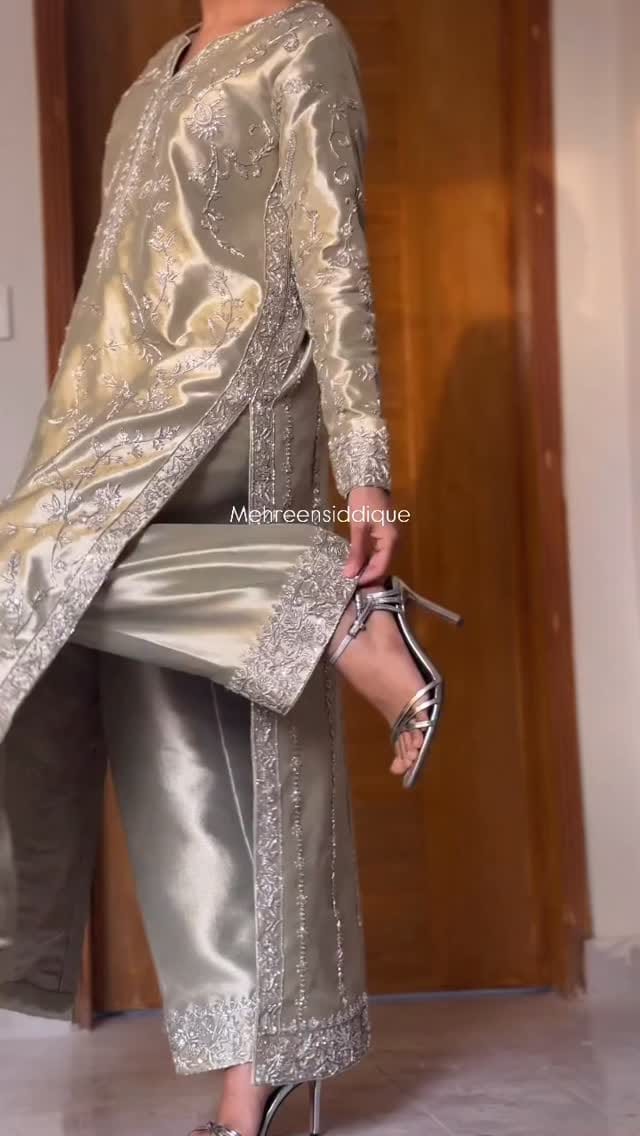 Post 7 by Areej Zahra on Instagram (video)