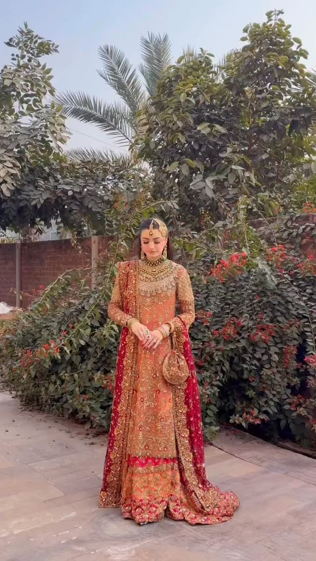 Post 5 by Areej Zahra on Instagram (video)