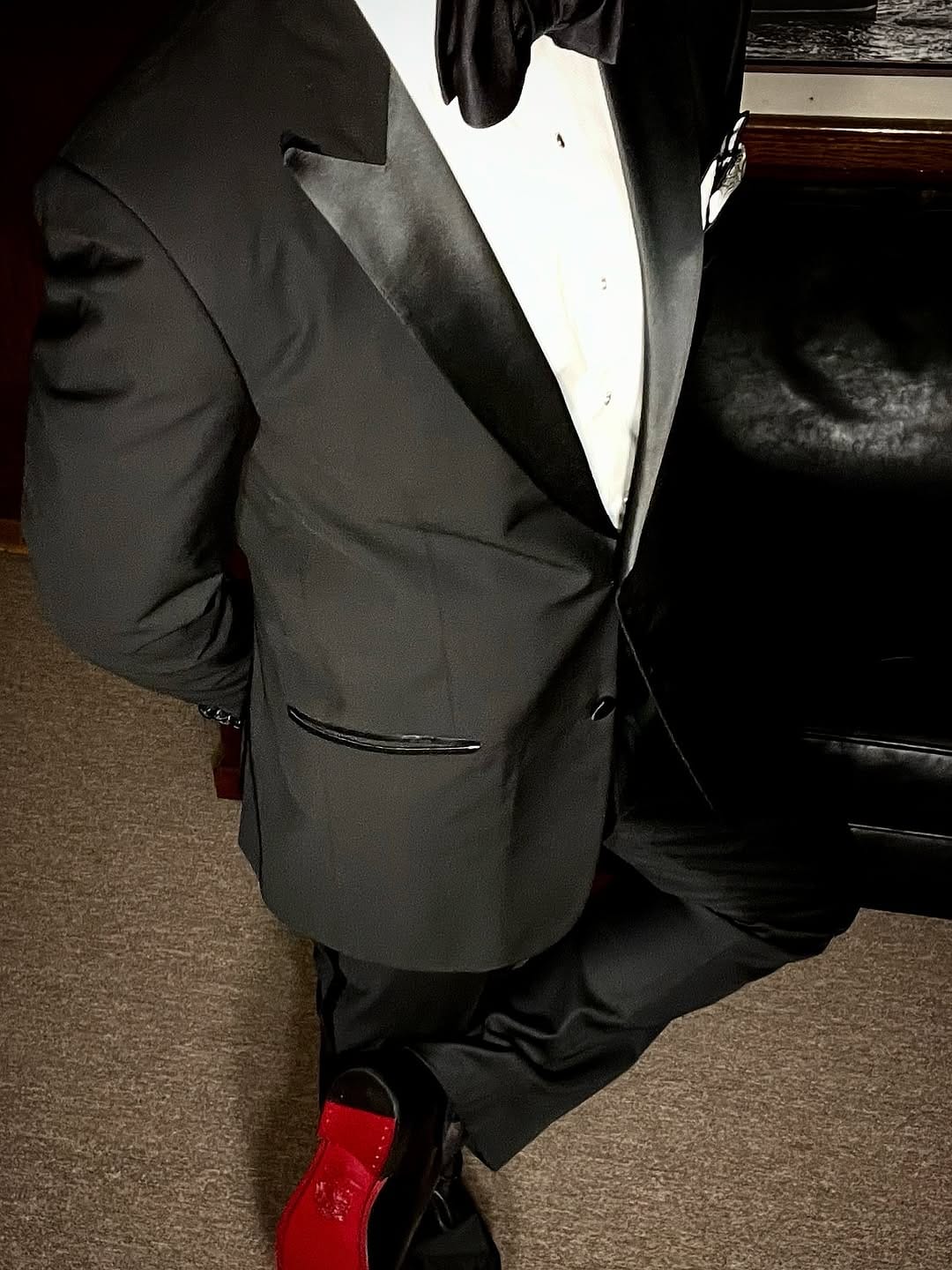 Post 10 by London York Executive Attire on Instagram (image)
