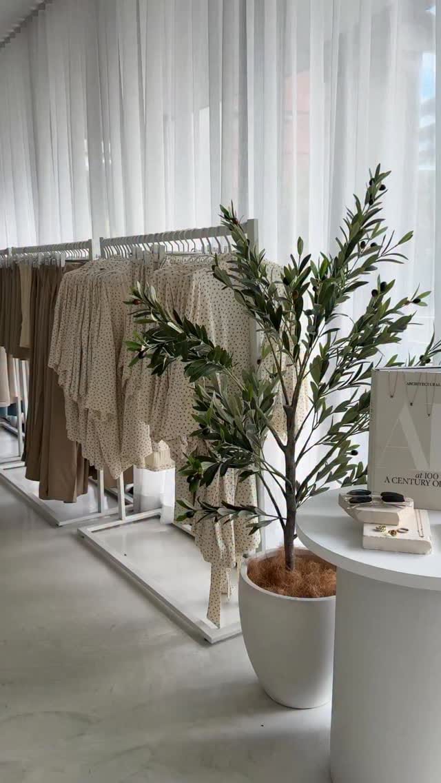 Post 5 by Fayt - Australian Womens Fashion Brand on Instagram (video)