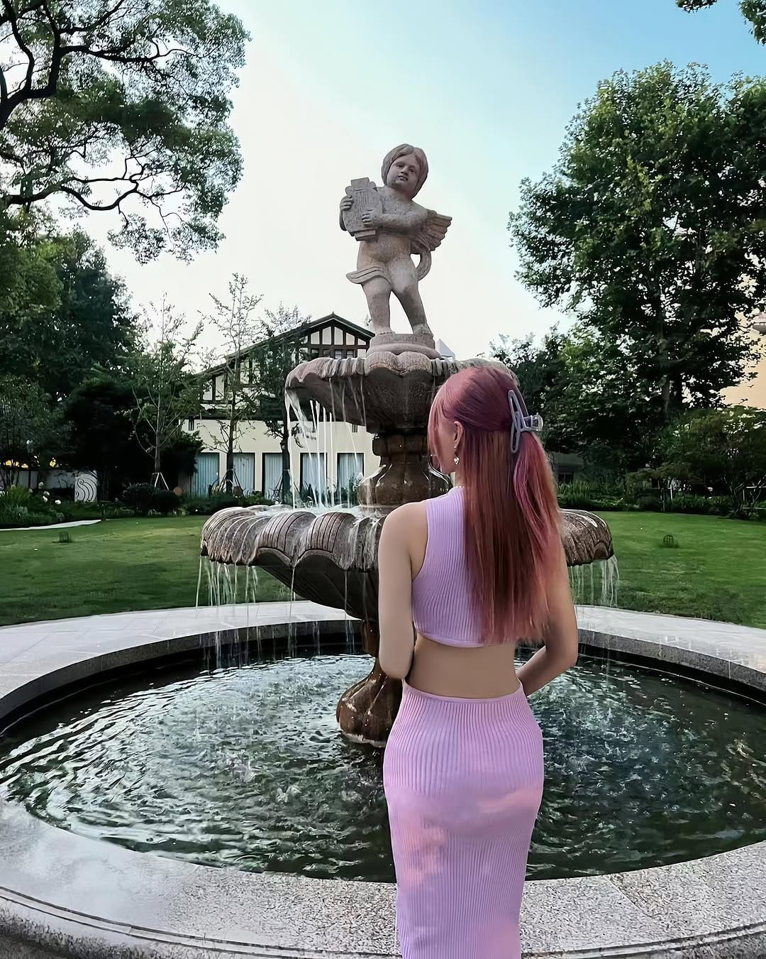Post 10 by GG🌈JJ💙 on Instagram (carousel)
