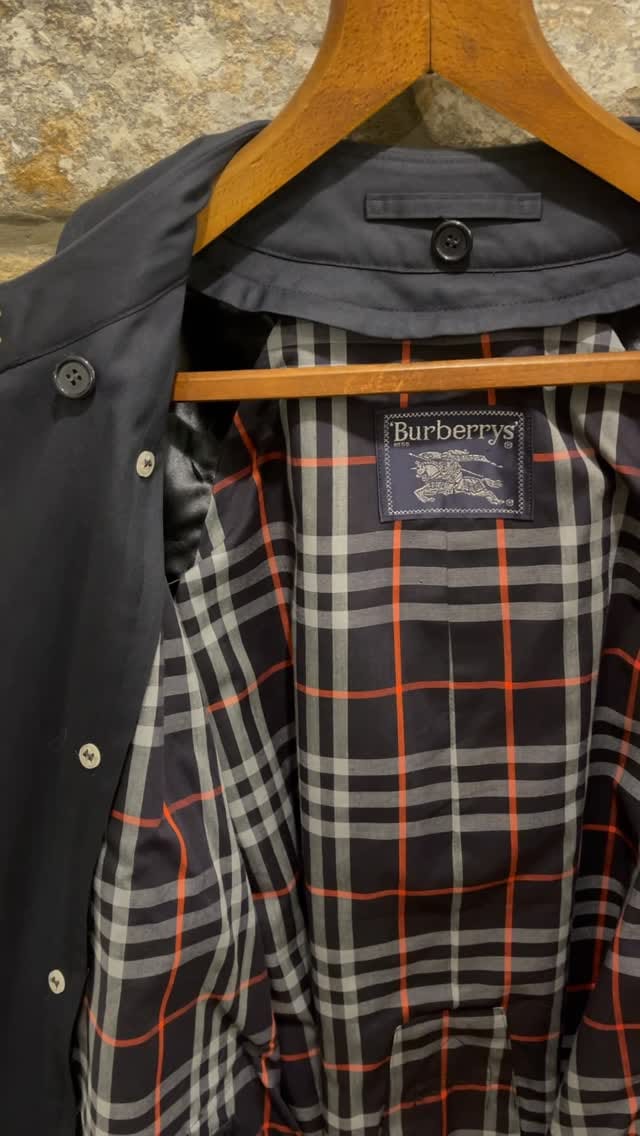 Post 3 by ERRATIC on Instagram (video)