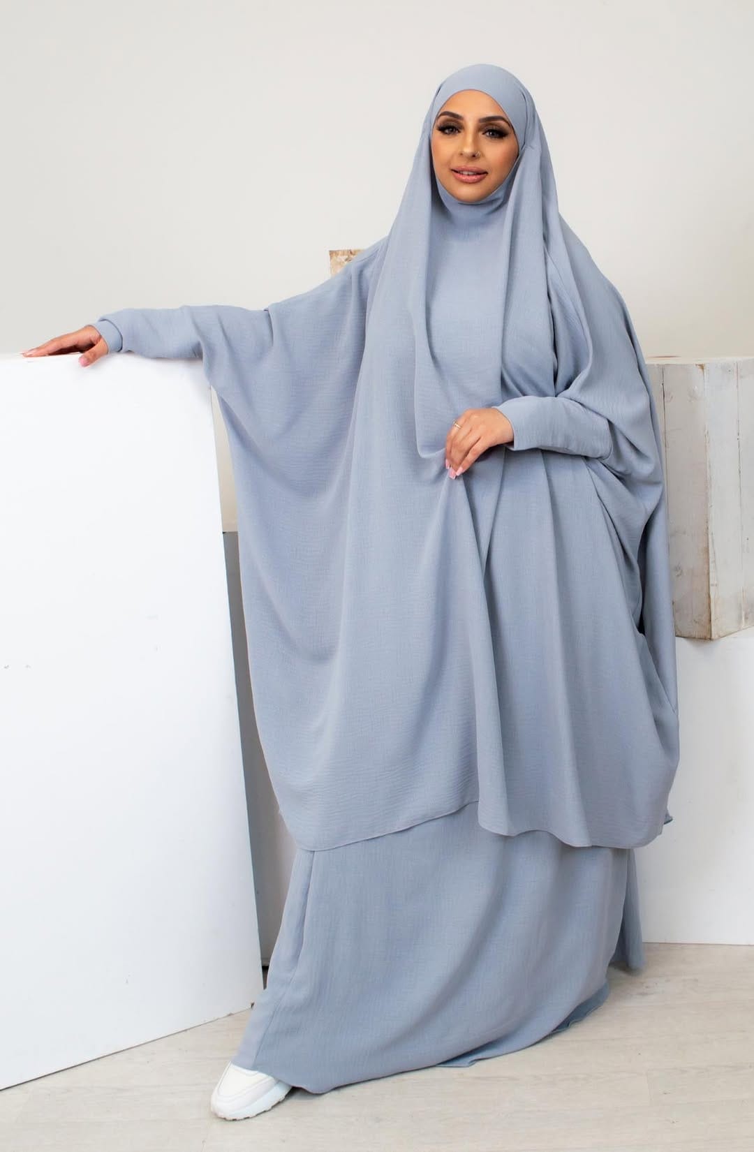 Post 9 by Muslim Boutiques on Instagram (carousel)