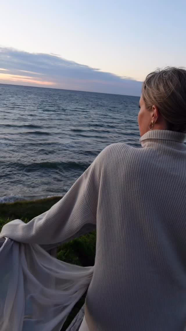 Post 2 by Loulerie on Instagram (video)