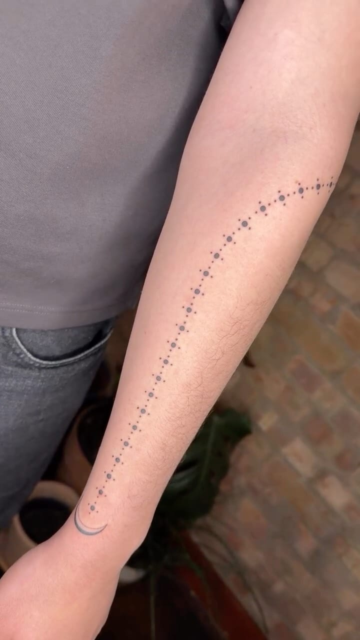 Post 5 by Lost Fox Tattoo on Instagram (video)
