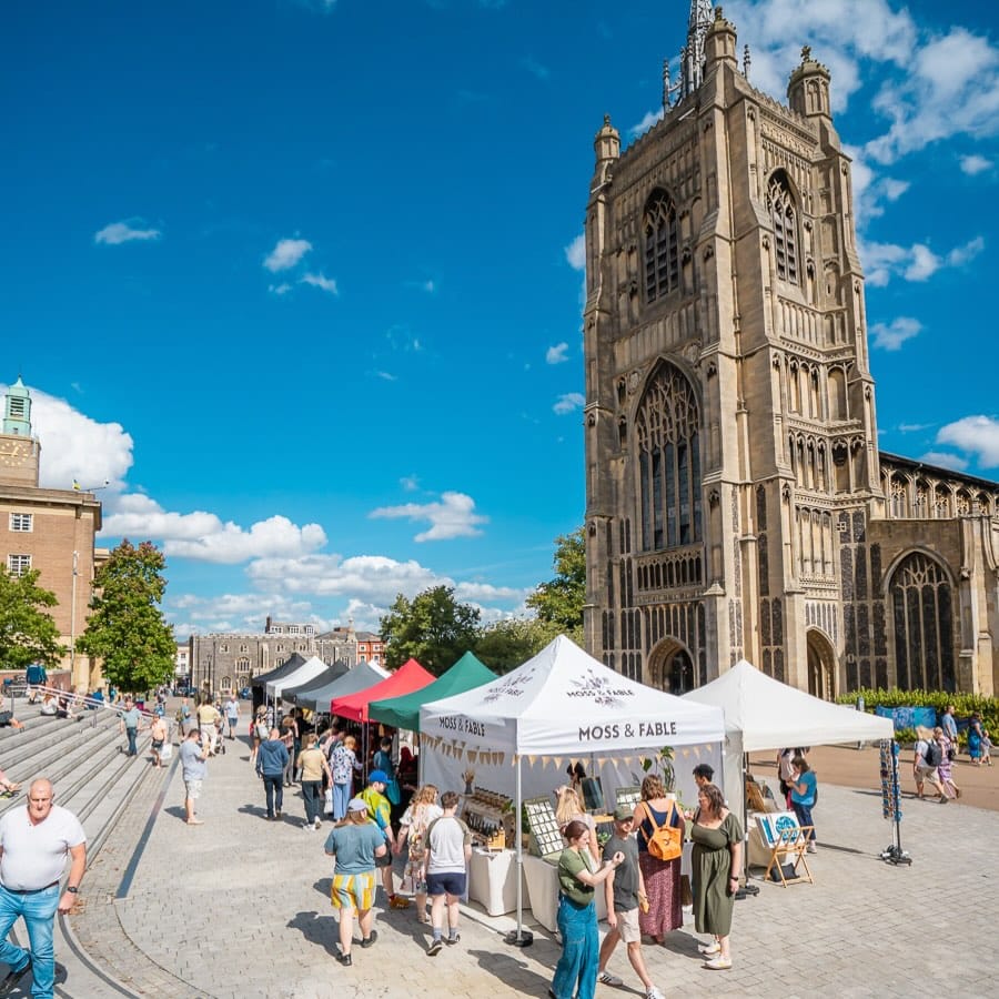 Post 8 by LOCAL MAKERS MARKET on Instagram (image)