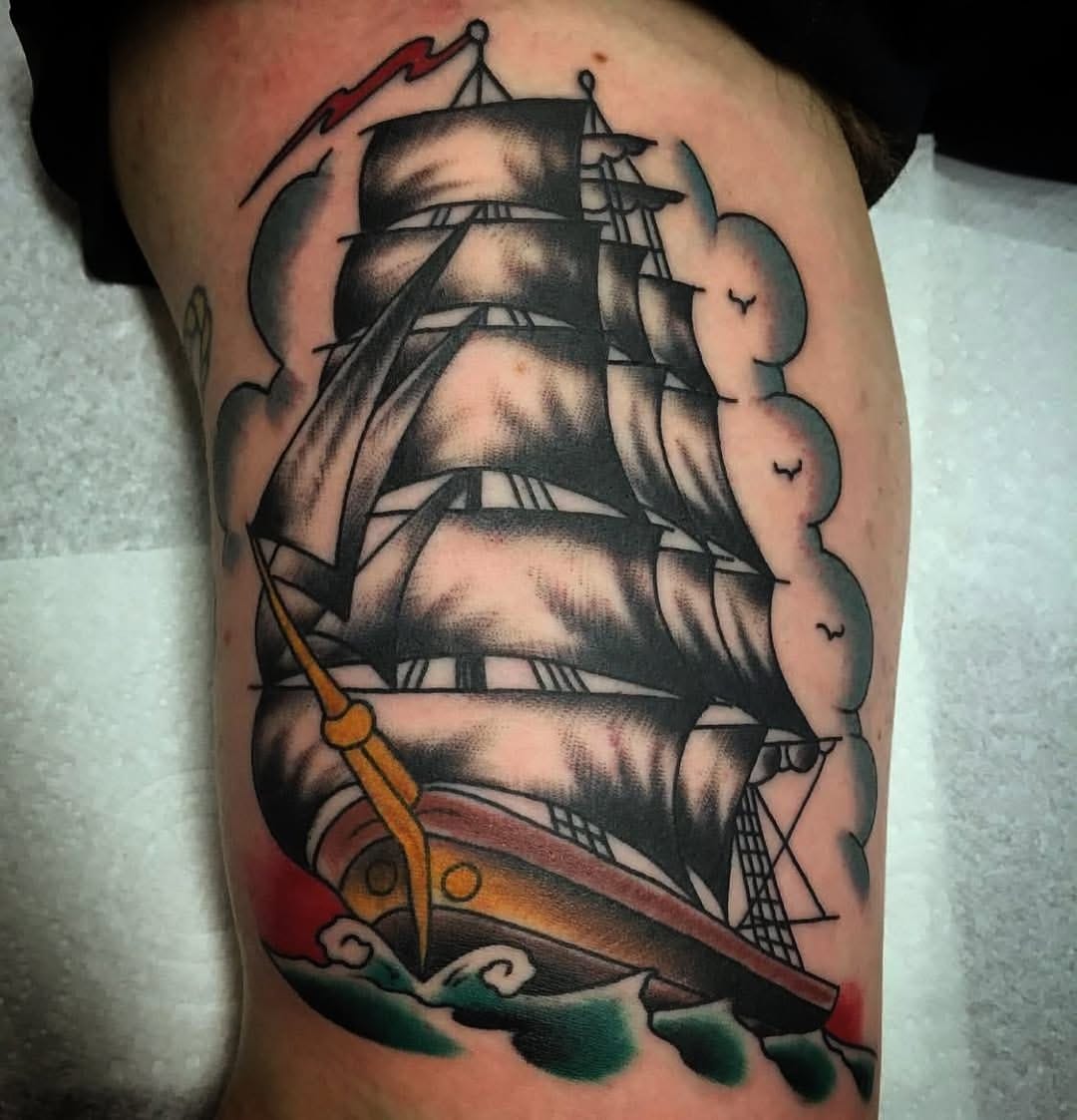 Post 2 by Richie Clarke on Instagram (image)