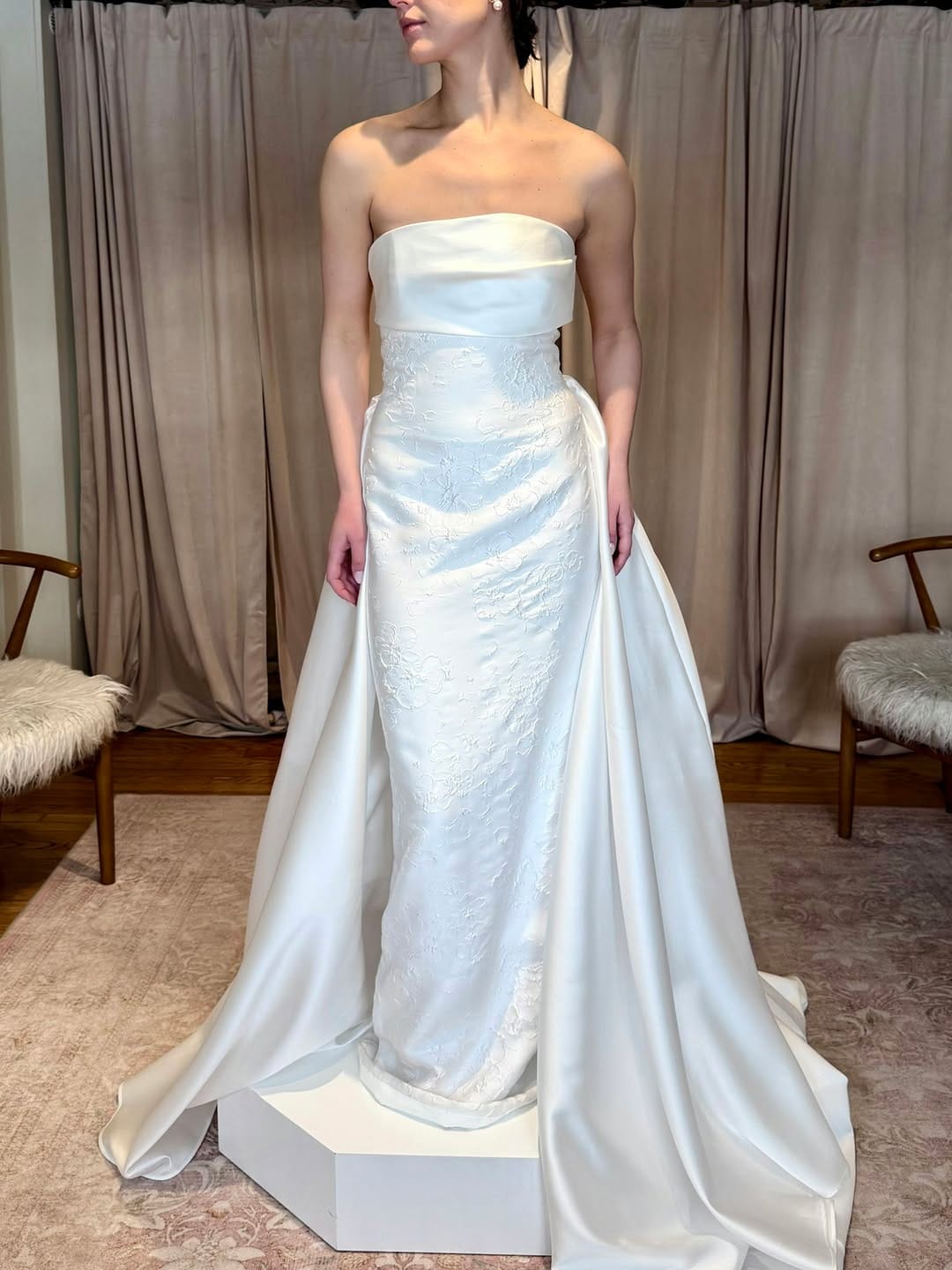 Post 4 by Everthine Bride on Instagram (video)