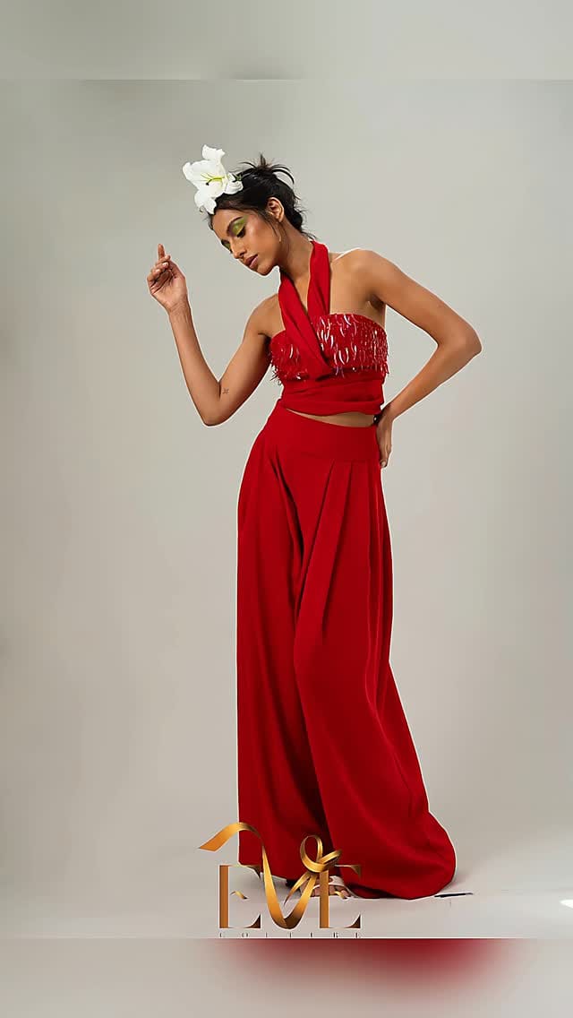 Post 6 by EVE Couture London© on Instagram (video)