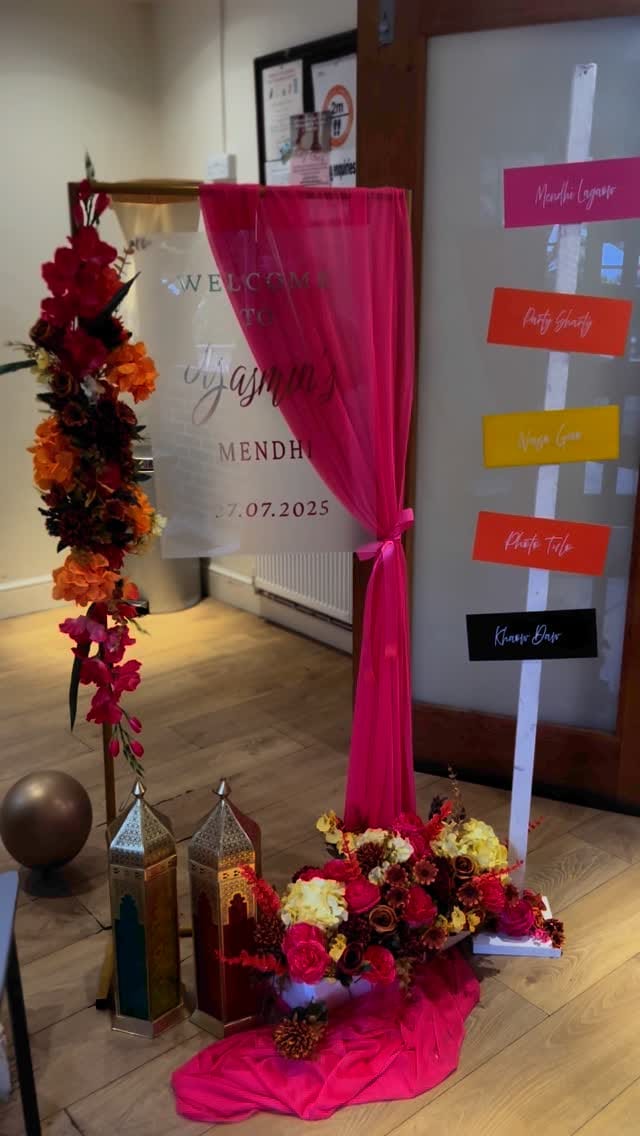 Post 6 by Personalised Giftss on Instagram (video)