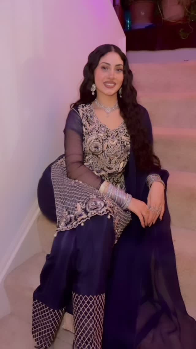 Post 7 by 𝑴𝑨𝑳𝒀𝑲𝑨 | 🇵🇰 on Instagram (video)