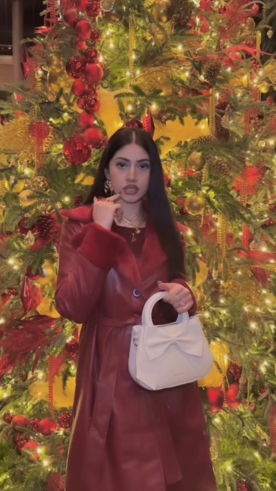 Post 5 by 𝑴𝑨𝑳𝒀𝑲𝑨 | 🇵🇰 on Instagram (video)
