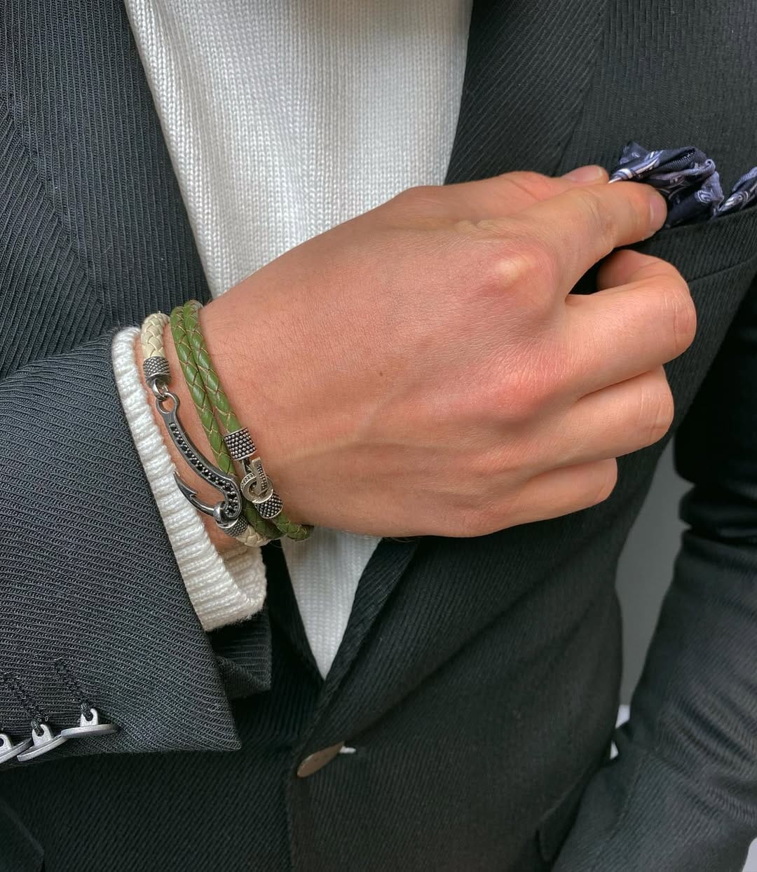 Post 9 by Bracelets Club on Instagram (image)