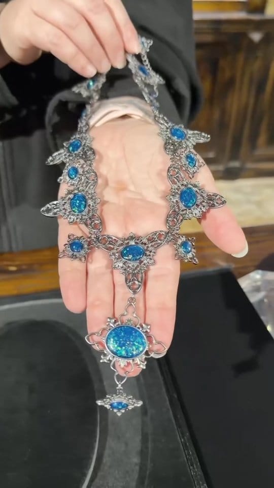 Post 8 by The Noble Collection UK on Instagram (video)