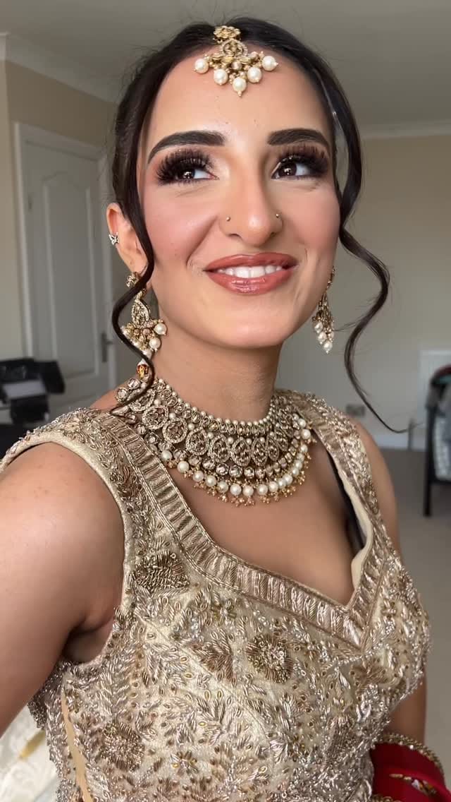 Post 3 by The Jewel Project | Indian Jewellery UK on Instagram (video)