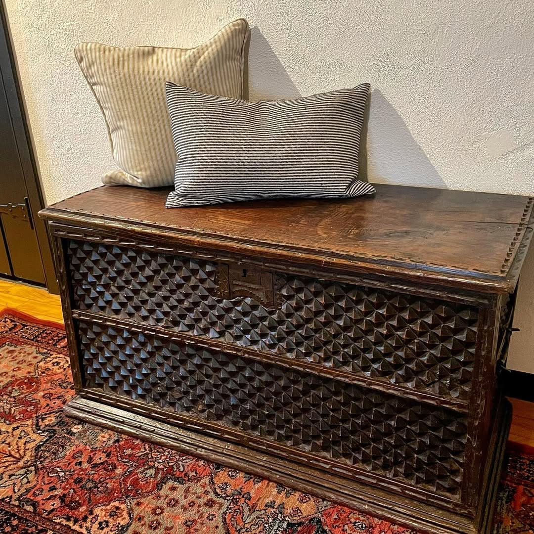 Post 6 by Kernow Furniture Antique & Vintage Online Store on Instagram (image)
