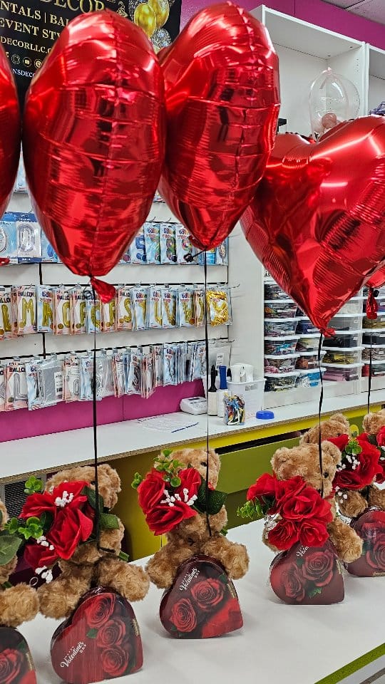 Post 10 by Loteba - Party Rental | Balloons | Events decoration on Instagram (video)