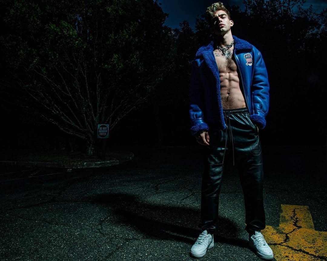 Post 6 by Jeremy Ruehlemann on Instagram (image)