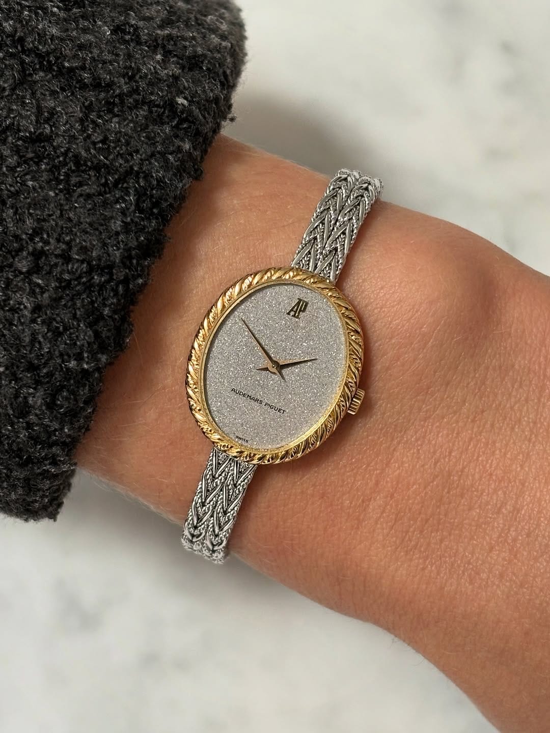 Post 7 by Doble Vintage Watches on Instagram (carousel)