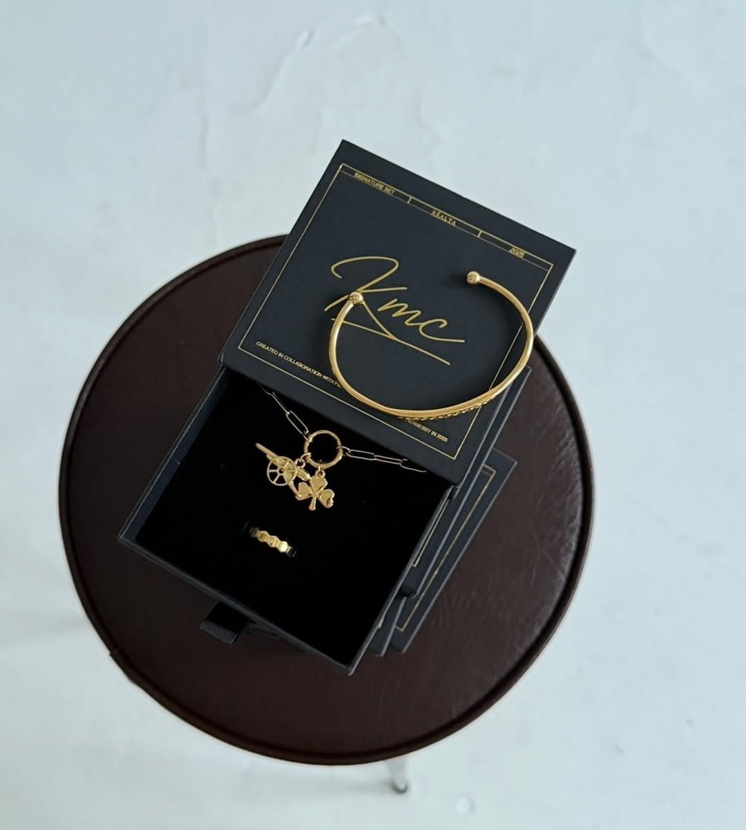 Post 10 by Réalta | Waterproof Jewellery on Instagram (image)