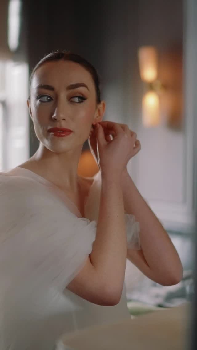 Post 9 by ＫＹＮＡ  ＭＡＲＥＥ 𝓛𝓾𝔁𝓾𝓻𝔂 𝓐𝓬𝓬𝓮𝓼𝓼𝓸𝓻𝓲𝓮𝓼 on Instagram (video)