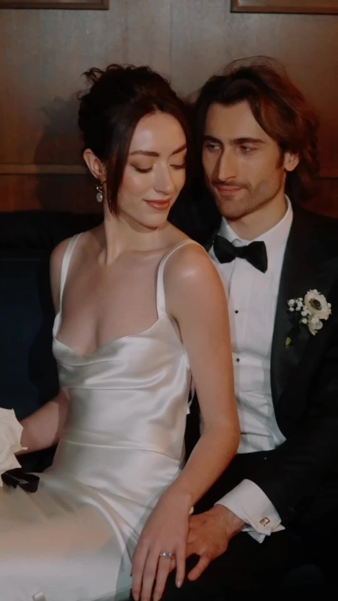 Post 2 by ＫＹＮＡ  ＭＡＲＥＥ 𝓛𝓾𝔁𝓾𝓻𝔂 𝓐𝓬𝓬𝓮𝓼𝓼𝓸𝓻𝓲𝓮𝓼 on Instagram (video)