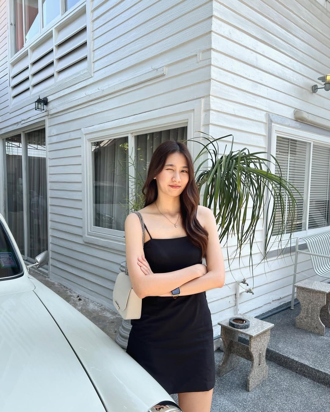 Post 3 by BRINGYOUBUY (บริง-ยู-บาย) on Instagram (carousel)