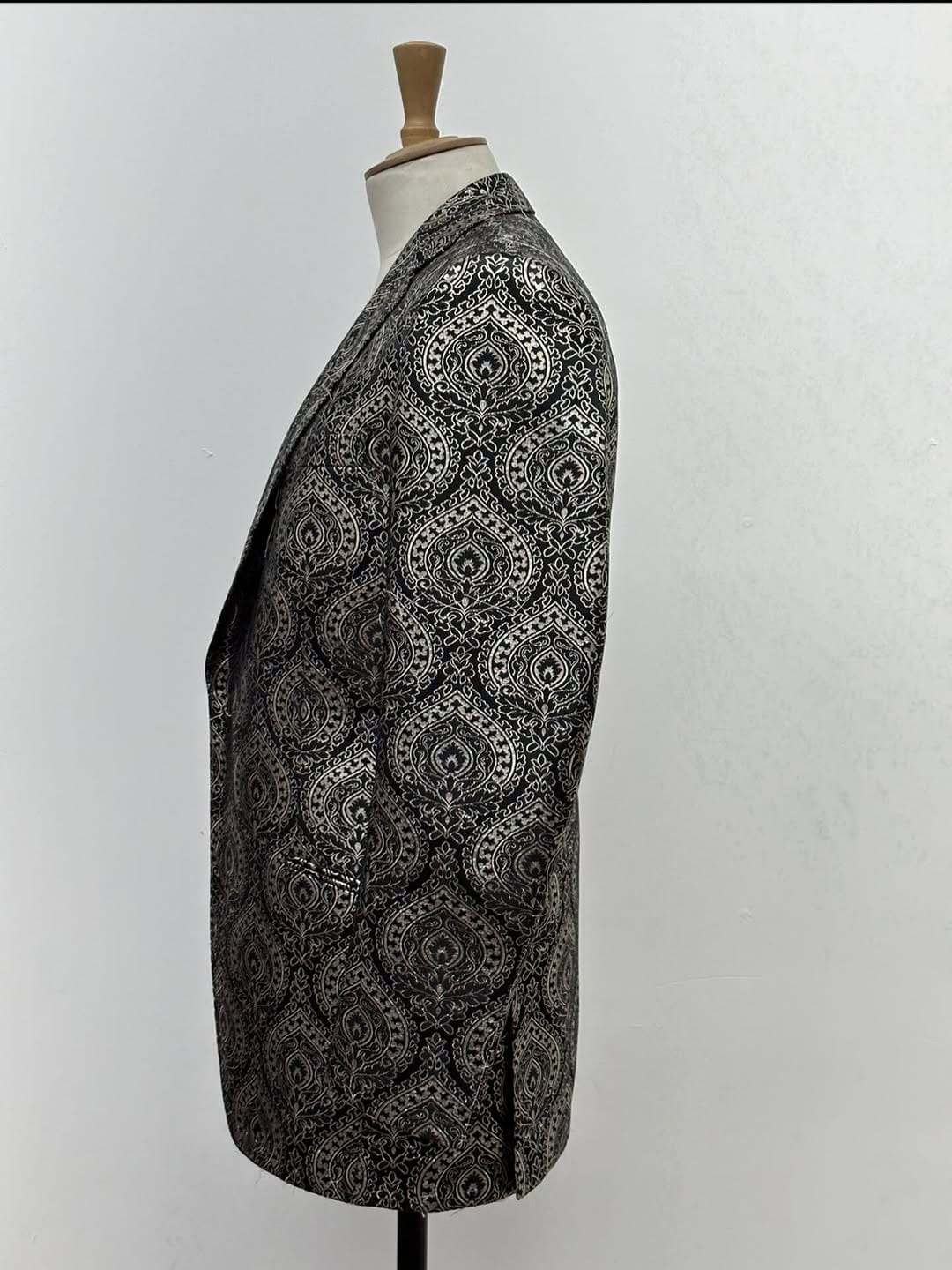 Post 7 by H&S tailoring on Instagram (image)