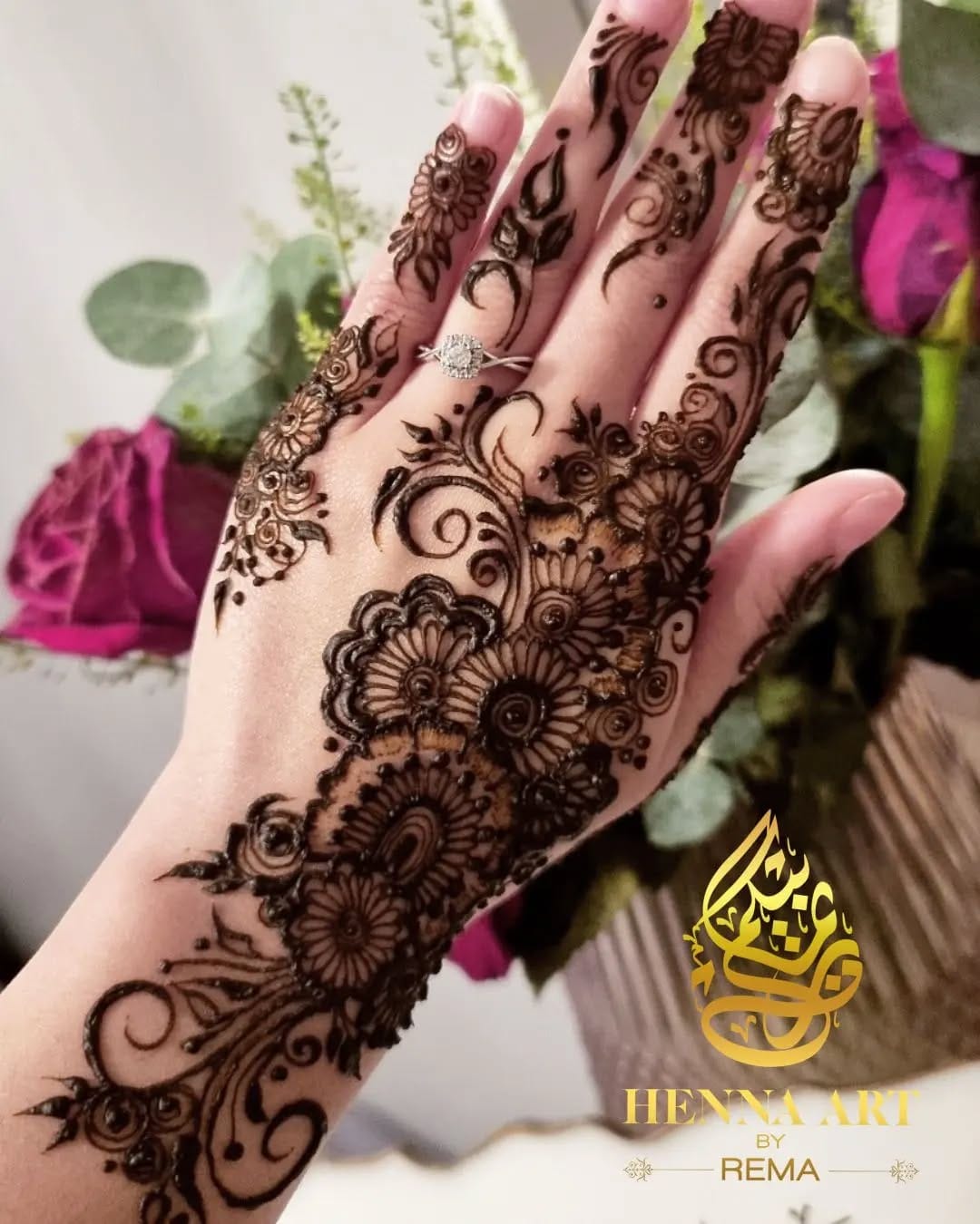 Post 10 by Henna Art By Rema 💛 on Instagram (image)
