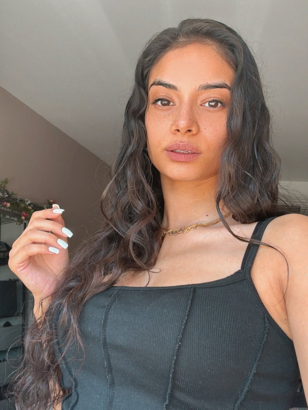 Post 2 by 𝐊 𝐈 𝐑 𝐀 𝐍 ☀️ on Instagram (image)
