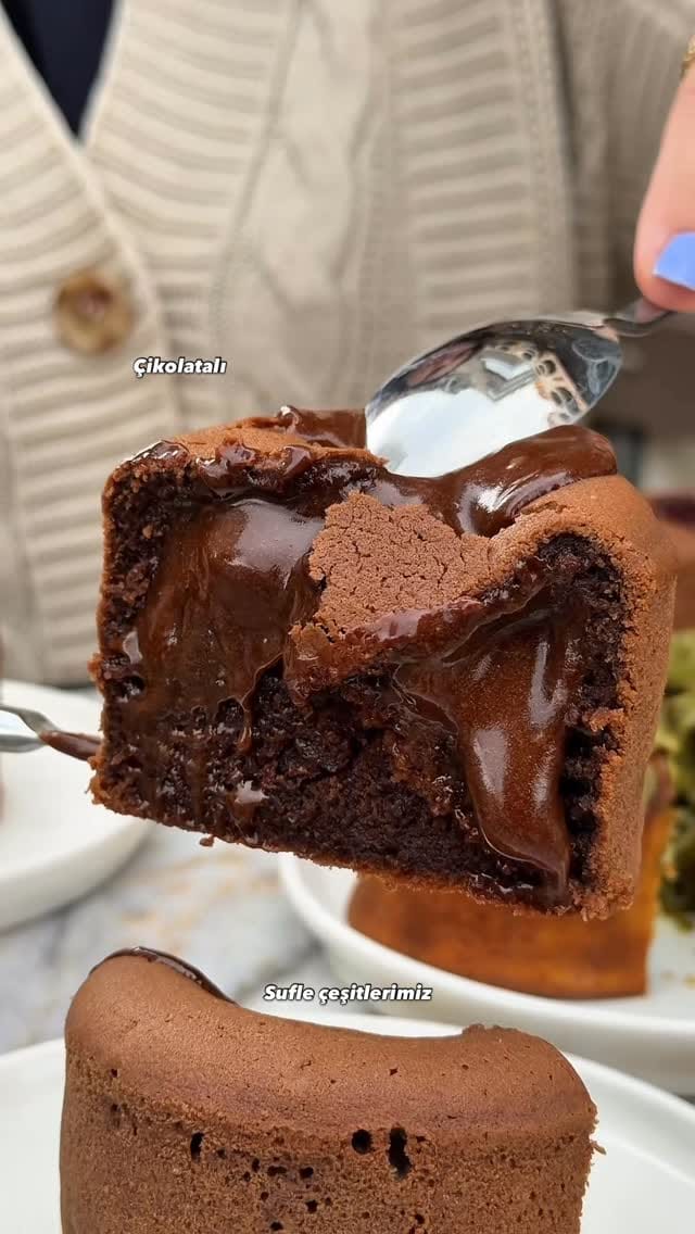 Post 3 by Oyya Gelato on Instagram (video)