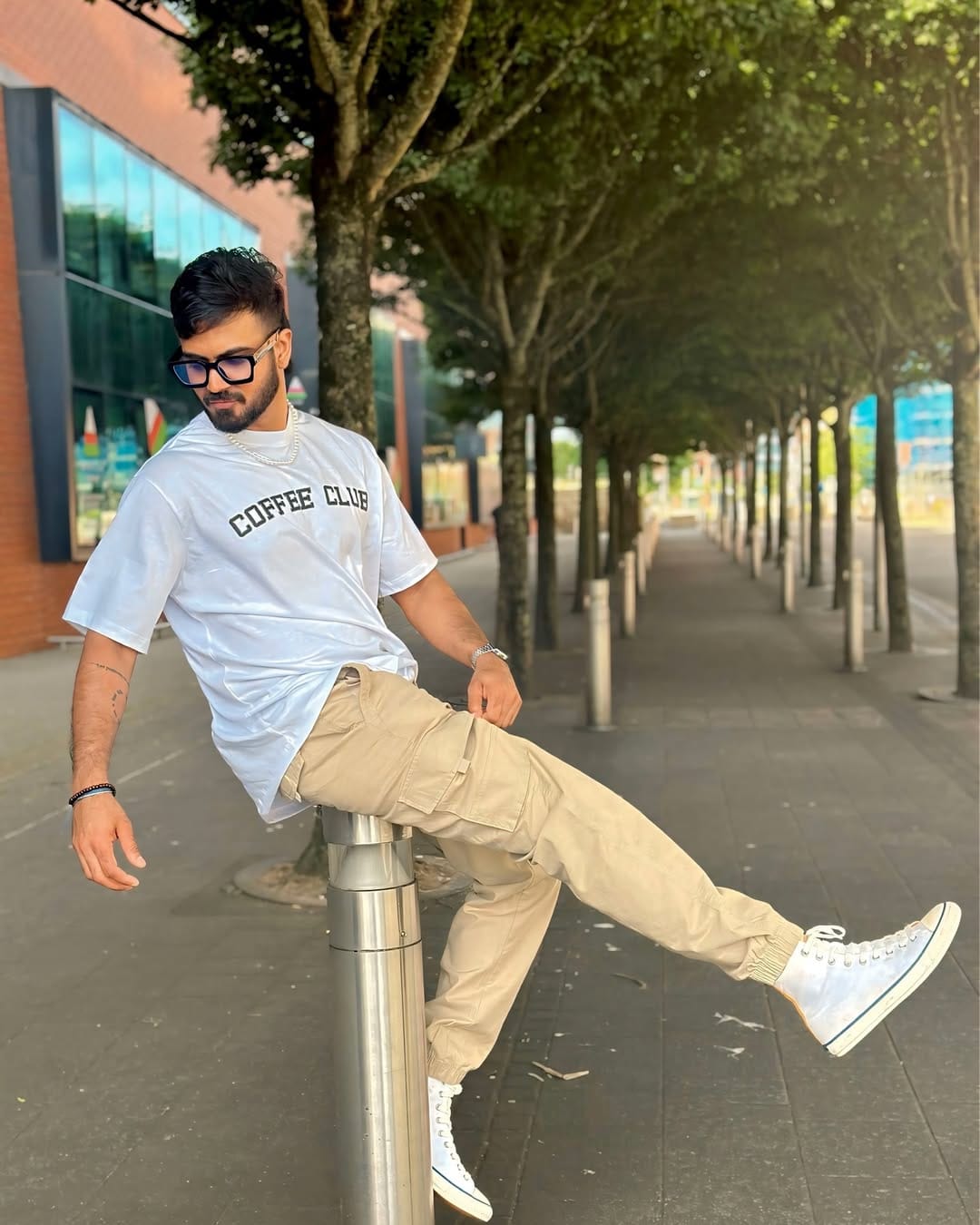 Post 10 by Chamith Peiris on Instagram (carousel)