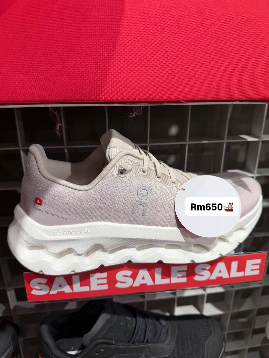 Post 2 by Personal shopper UK to MY on Instagram (carousel)