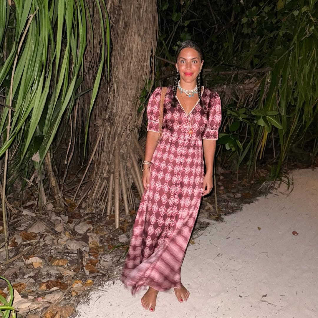 Post 4 by M U Z U N G U  S I S T E R S 🧿 on Instagram (carousel)
