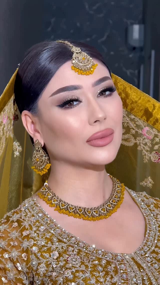 Post 4 by Nilufarxon | India liboslari 10 yillik sotuv tadbirkor on Instagram (video)