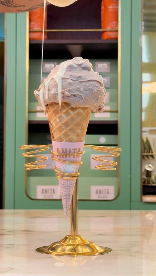 Post 10 by Anita Gelato London on Instagram (video)
