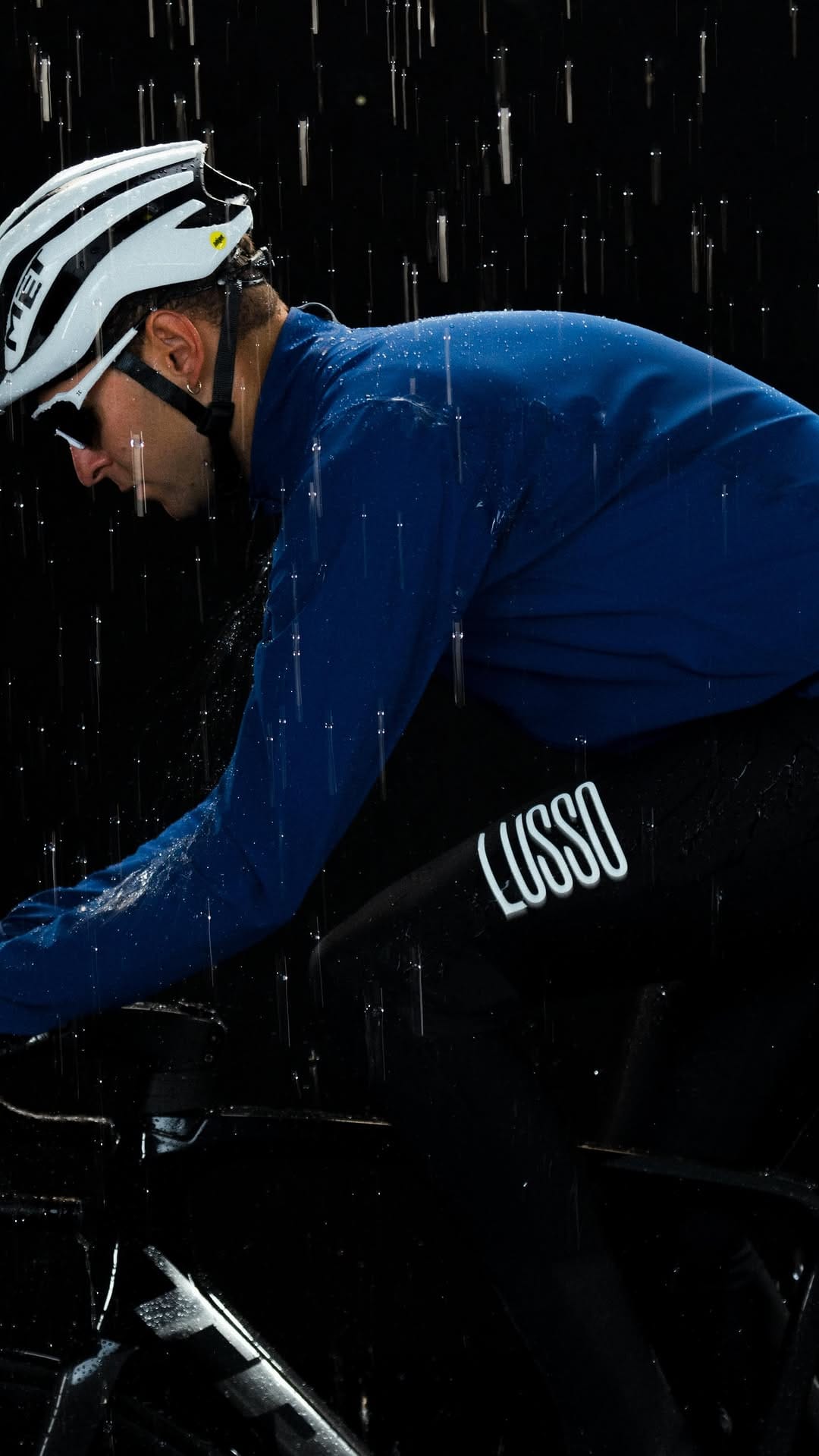 Post 10 by Lusso Bike on Instagram (video)