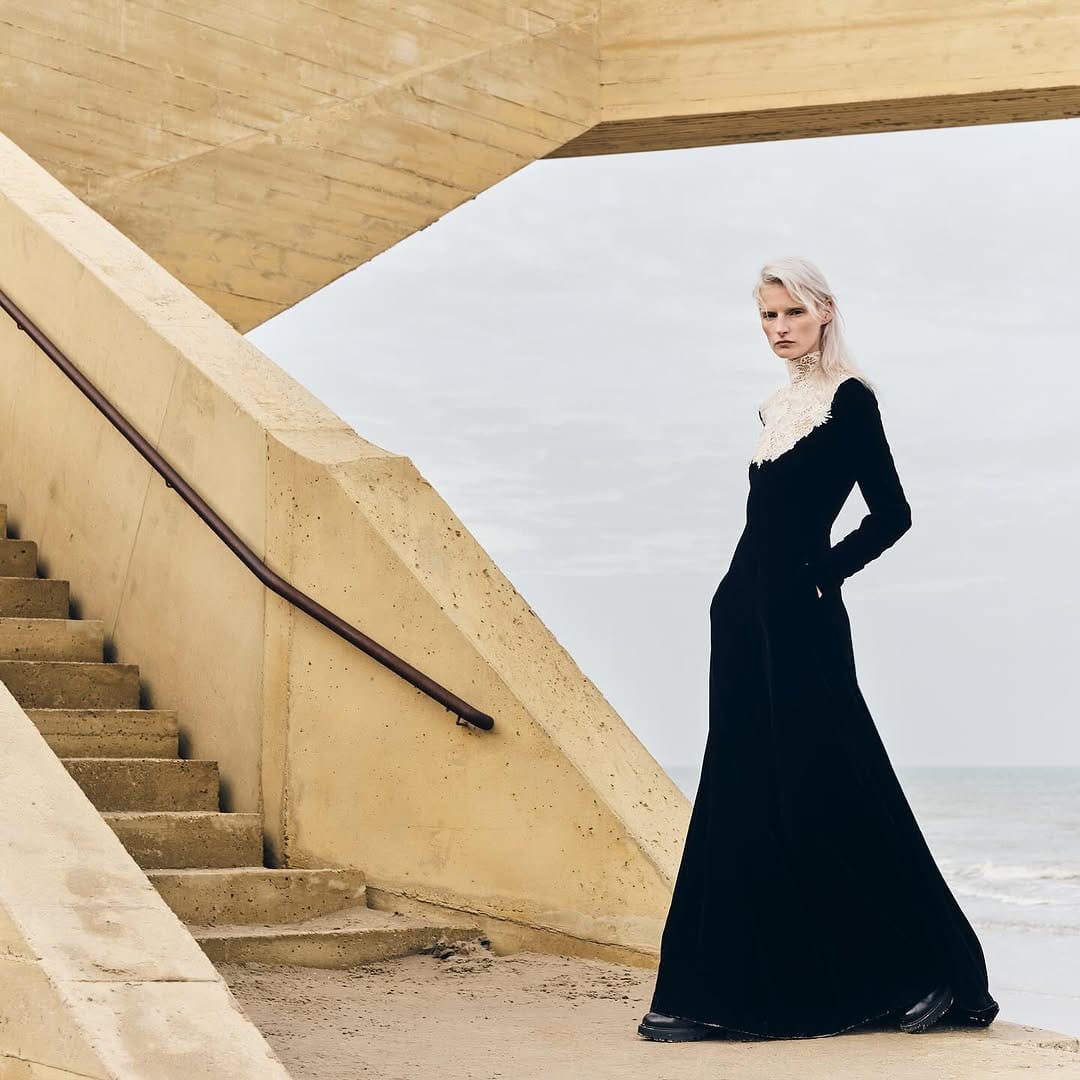 Post 9 by Marine Van Outryve on Instagram (carousel)