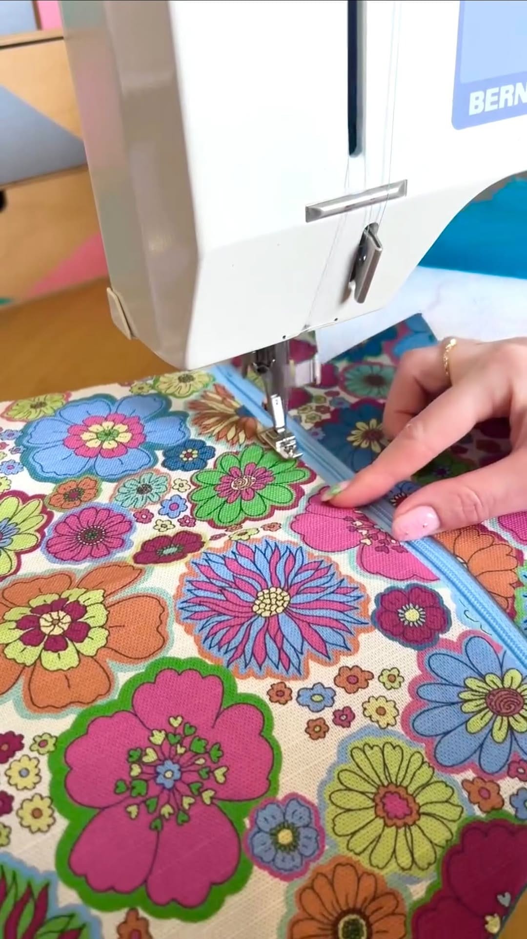 Post 9 by Lou Moffat | sewing, fabrics & fashion 💕 on Instagram (video)