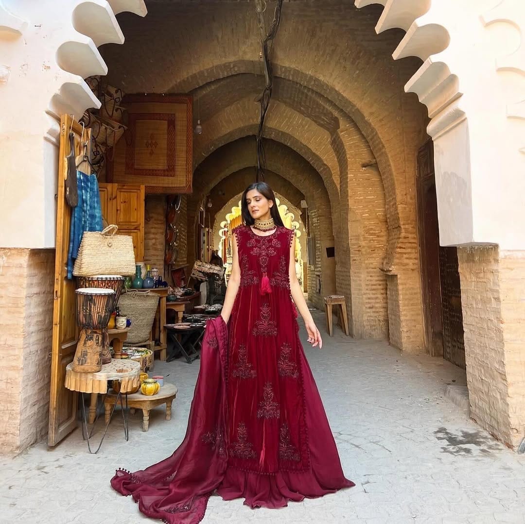 Post 2 by Madinah Shahzadi on Instagram (carousel)