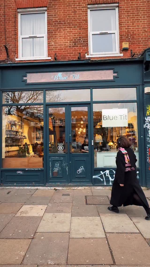 Post 1 by BLUE TIT LONDON - HAIR SALONS on Instagram (video)