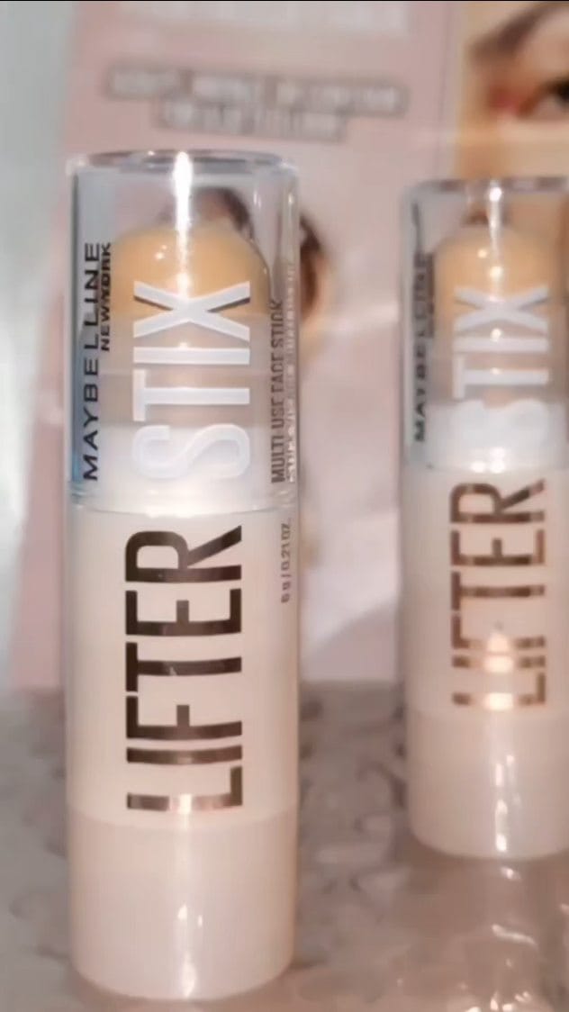 Post 2 by Areeba Noreen on Instagram (video)