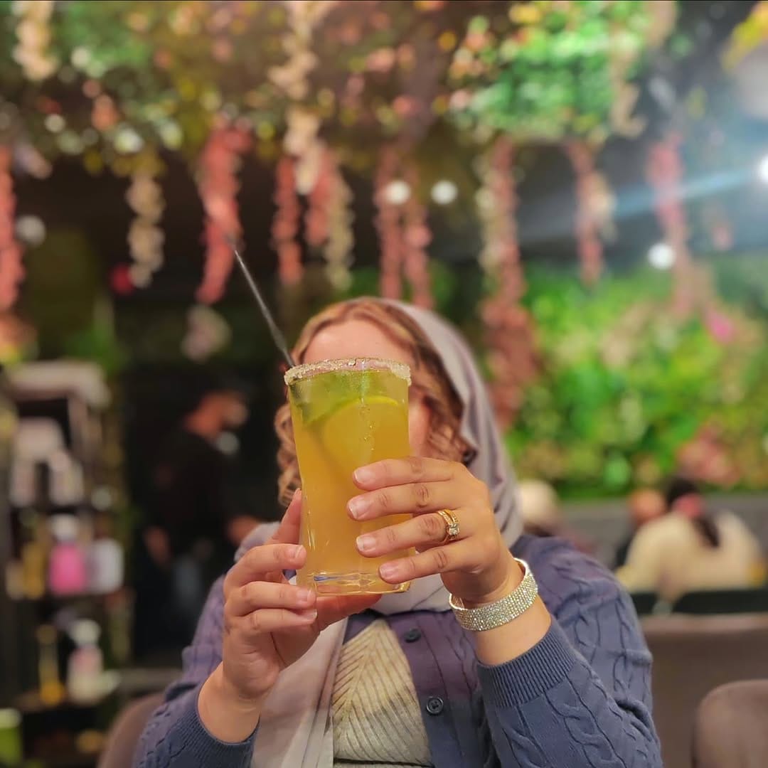 Post 4 by Areeba Noreen on Instagram (carousel)