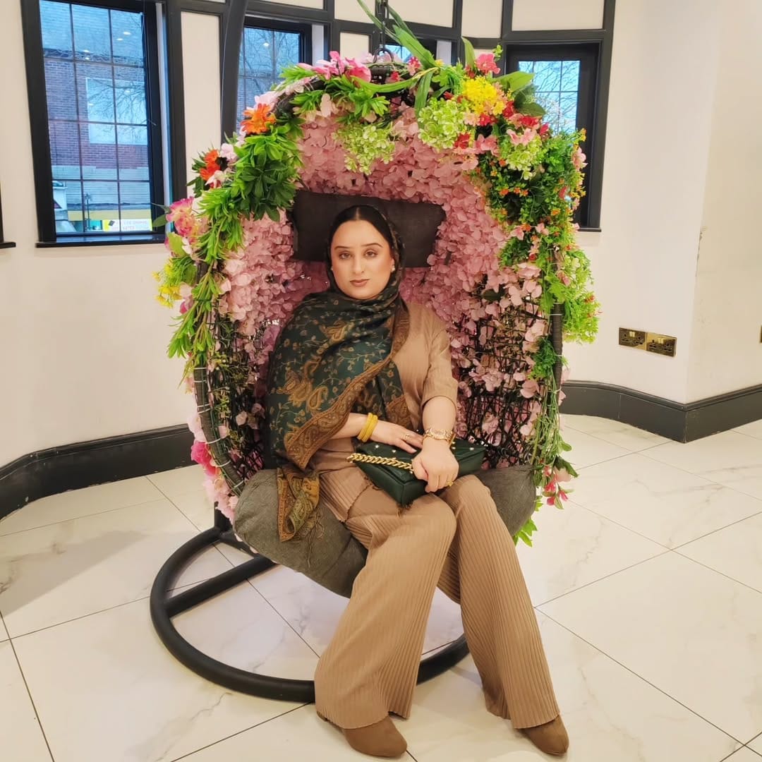 Post 9 by Areeba Noreen on Instagram (carousel)