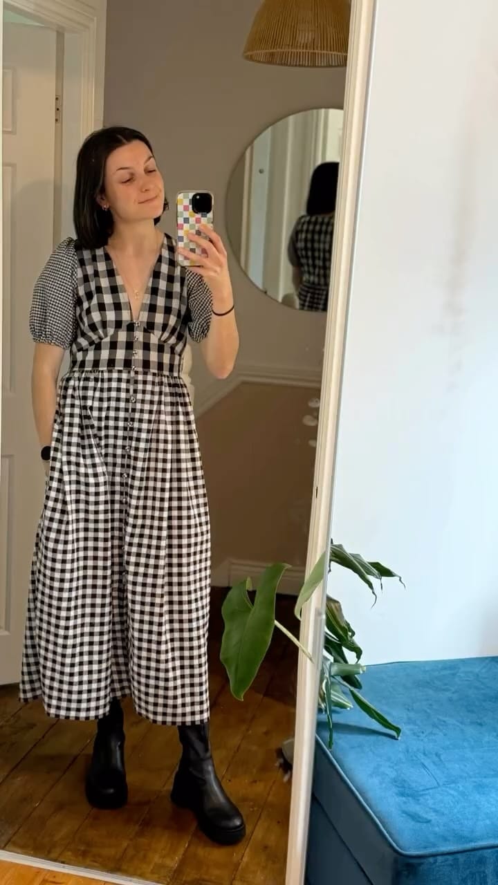 Post 8 by Johanna // Sew Love Patterns on Instagram (video)