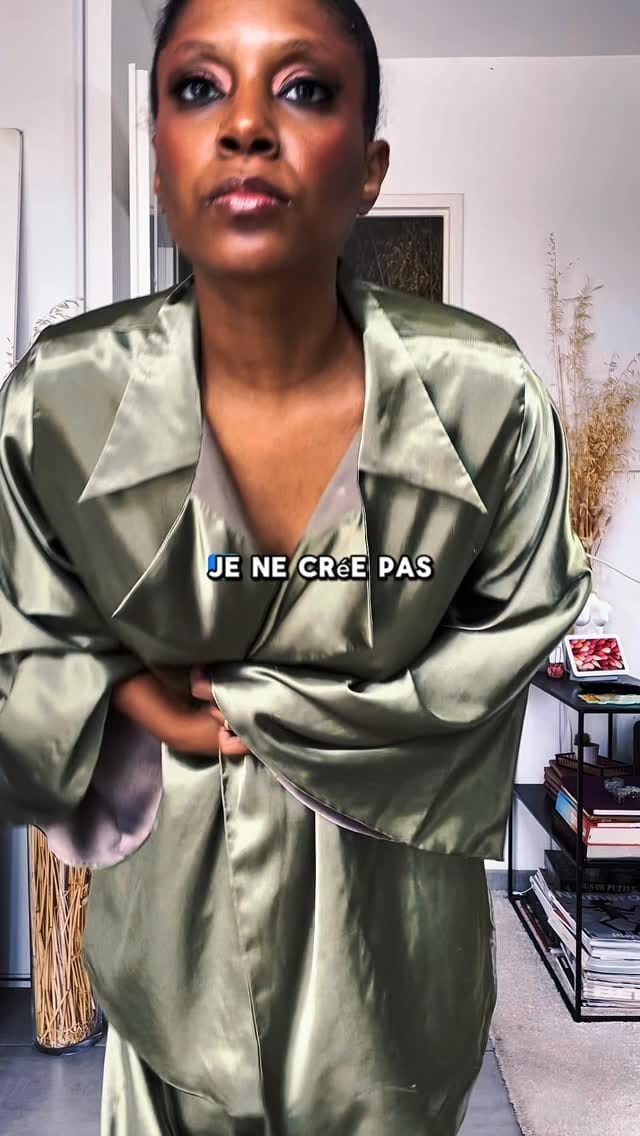 Post 1 by Anaïs Ricard | Fashion Art on Instagram (video)