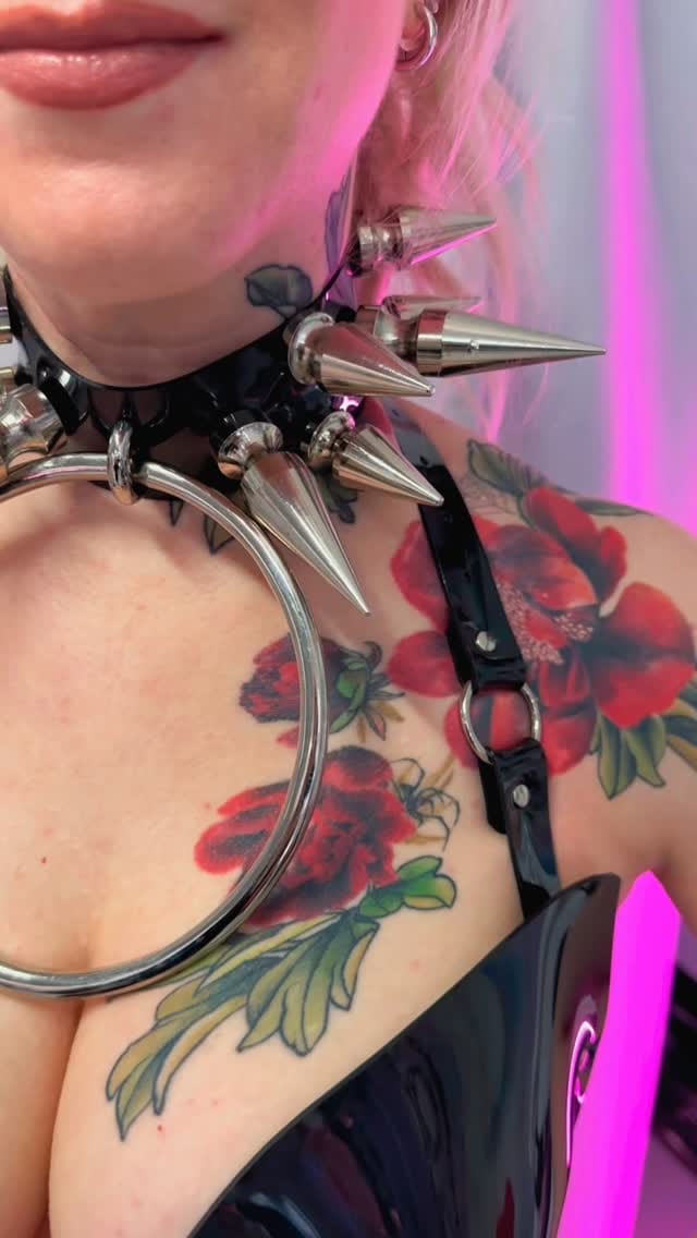 Post 3 by Ada Zanditon Couture on Instagram (video)
