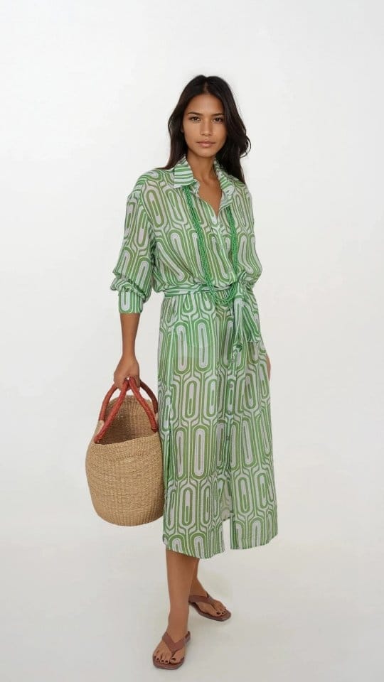 Post 5 by DESRAY | SA Women's Designer on Instagram (video)